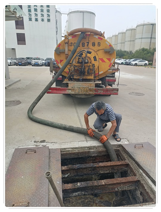 屯昌隔油池清掏