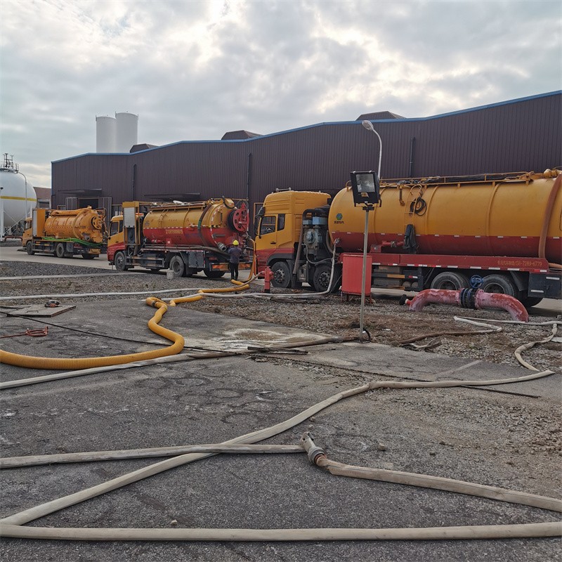 屯昌污水池清理